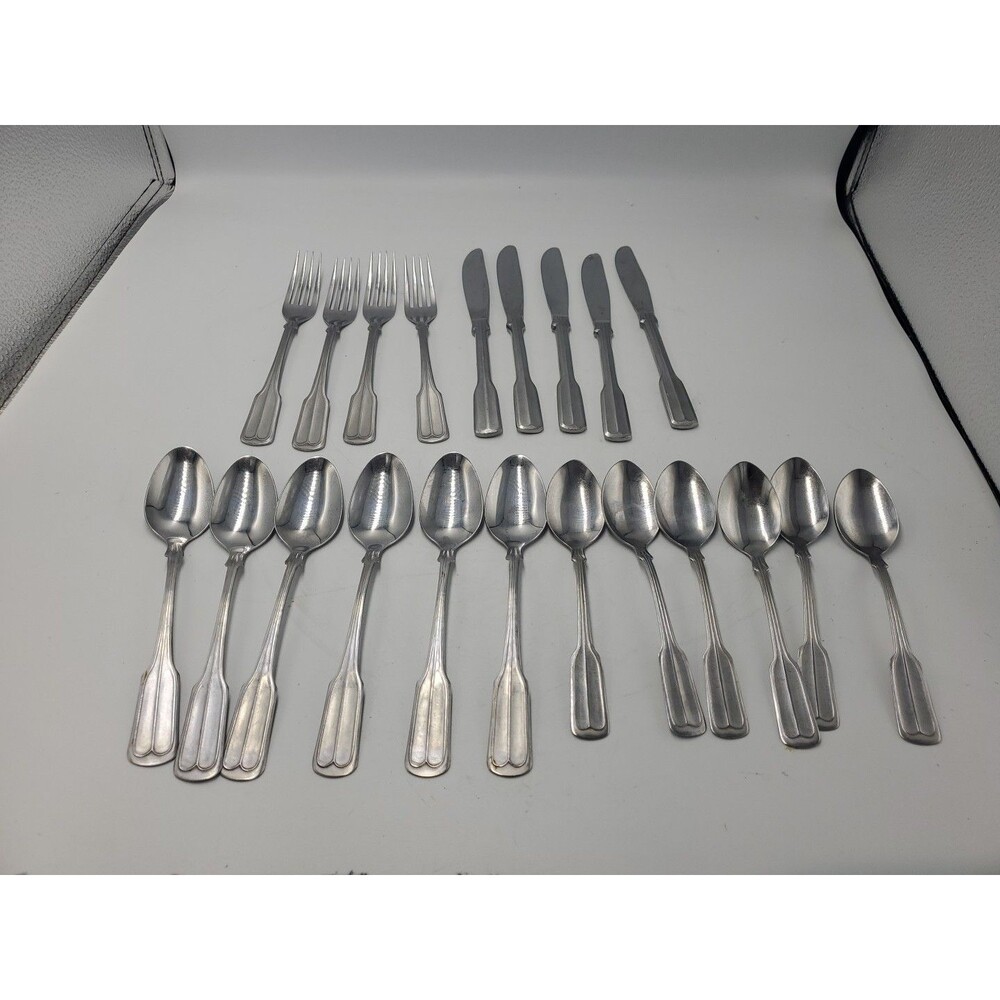 Walco Royal Bristol Stainless Steel 4 Fork 5 Knife  6 Big Spoon 6 Little Spoon